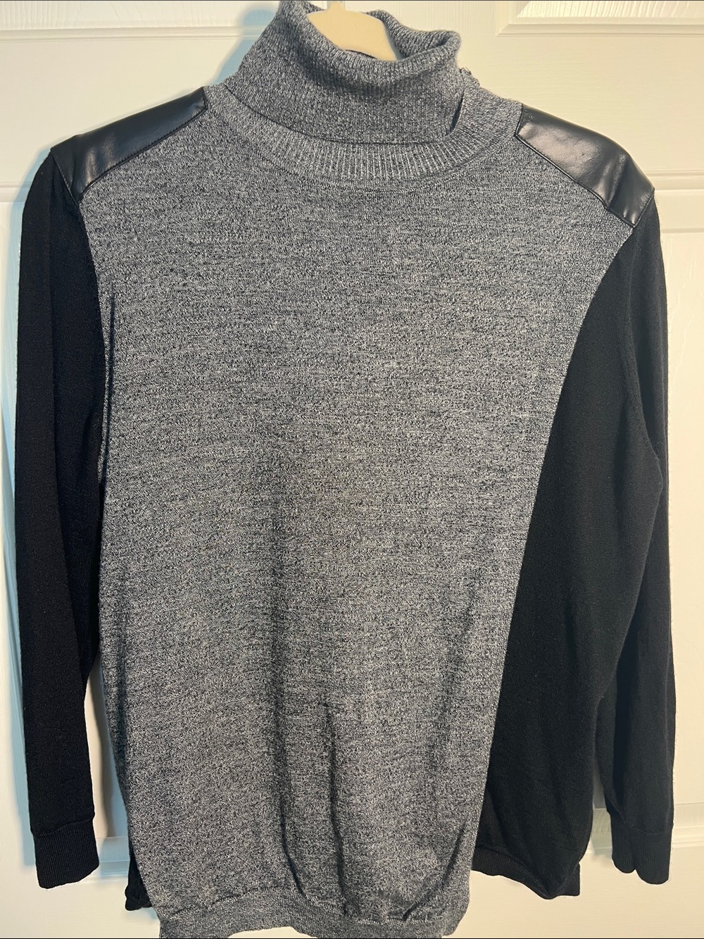 Karen Millen Women’s Turtleneck Sweater with Shoulder Detail - Karen Millen 4